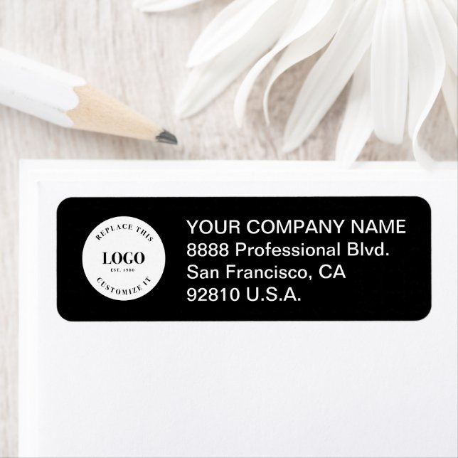 Étiquette Black white Minimalist Modern Custom Business Logo (En situation)