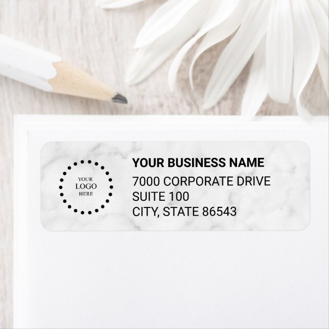 Étiquette Business Logo Custom Return Address Label (En situation)