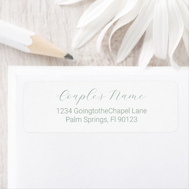 Étiquette Calligraphie romantique Sage Green Adresse de reto (En situation)