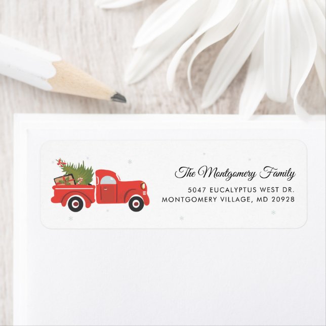 Étiquette Christmas Red Truck Classic Tree Adresse de retour (En situation)