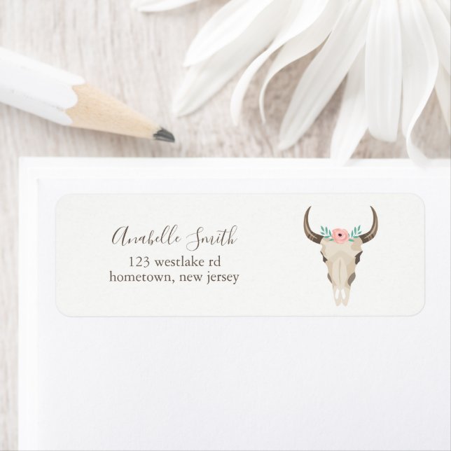 Étiquette Crâne de vache de la tribu Boho (En situation)