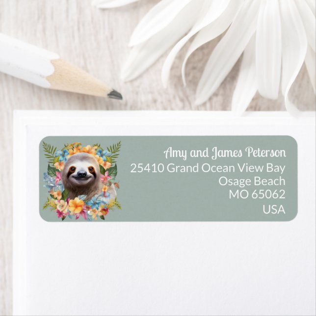 Étiquette Cute sloth among tropical flowers blue custom name (En situation)