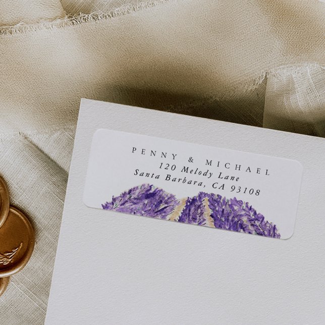 Étiquette d'adresse de retour des champs de lavand (Purple watercolor lavender fields wedding return address label.)