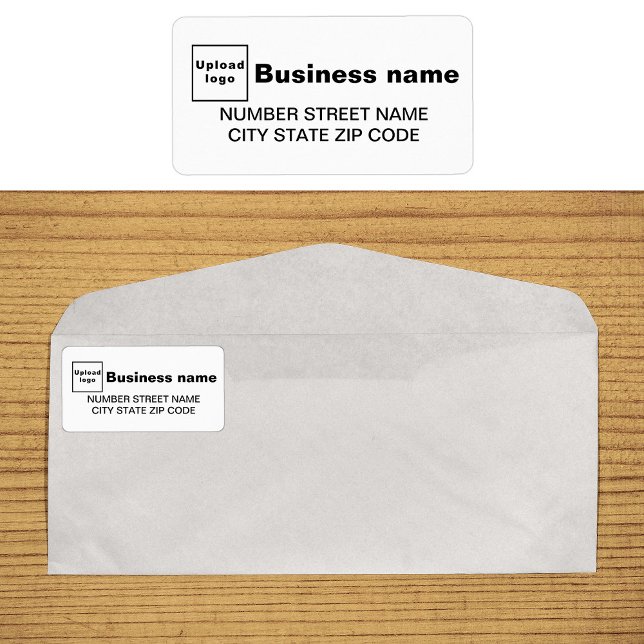Étiquette de adresse d'entreprise blanc (White business address label on envelope)