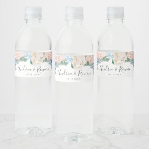 Étiquette de bouteille d'eau rose et bleu poussiér