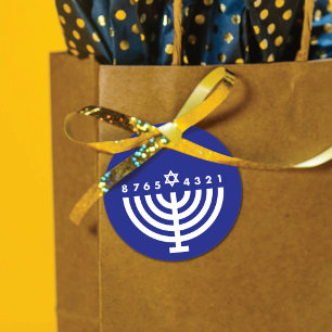 Étiquette de faveur de la Menorah de Hanukkah prof