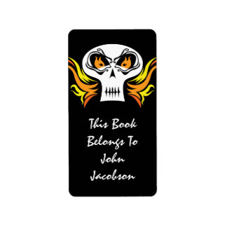 Étiquette de pirate du crâne flamboyant