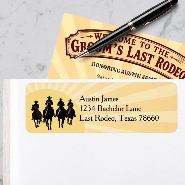 Étiquette Derniers Cowboys Rodeo Sunset Nom du marié Enterre (Last Rodeo Cowboys Sunset Groom's Name Bachelor Label)