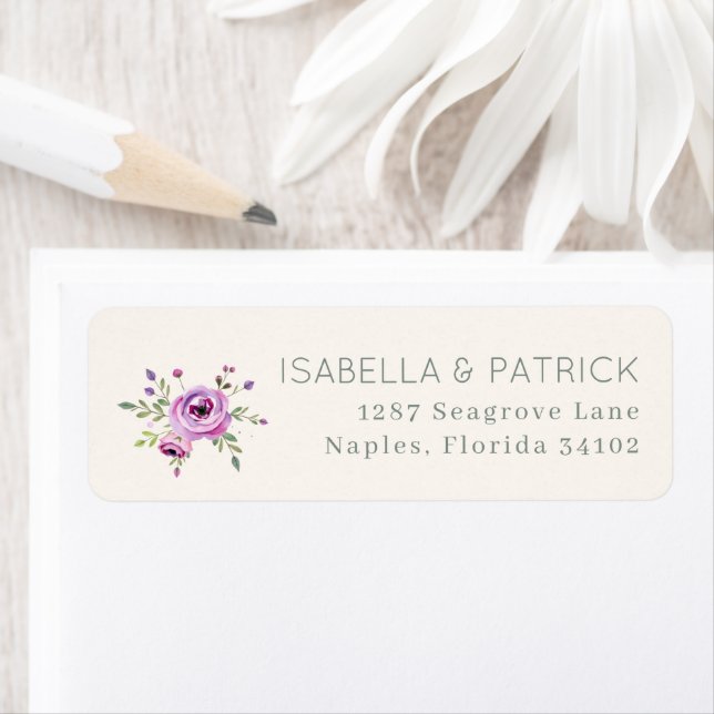 Étiquette Elegant Floral Wedding Address Label (En situation)