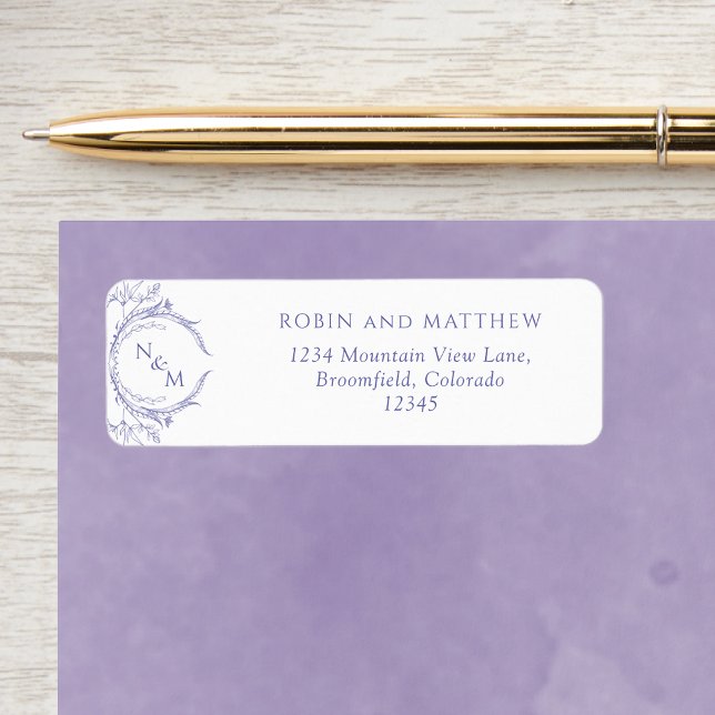 Étiquette Elegant Lavender Monogram Mariage Adresse de retou (Créateur téléchargé)