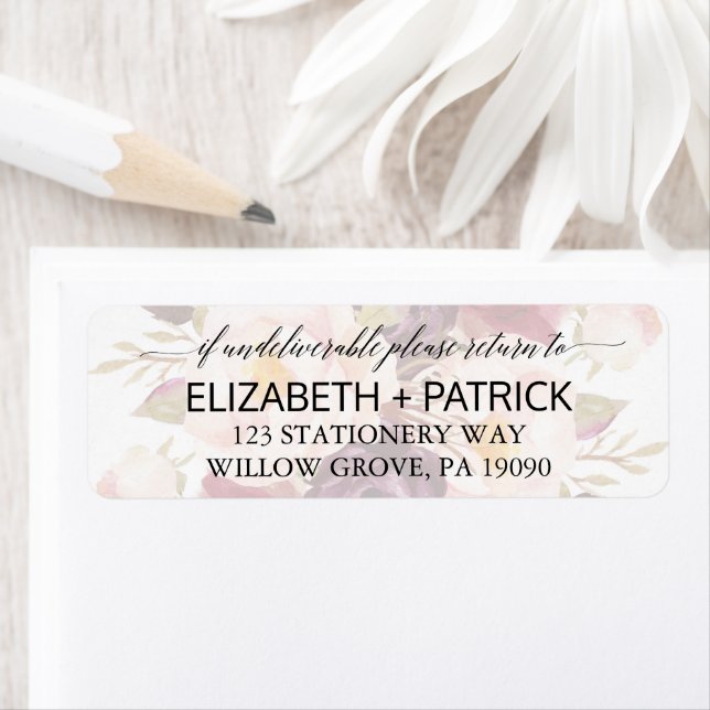 Étiquette Élégante calligraphie | Mariage floral défraîchi (En situation)
