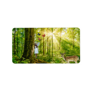 Étiquette Fée dans la forêt magique avec Bambi et papillon