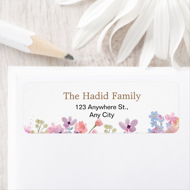 Étiquette Fleurs rose aquarelle (En situation)