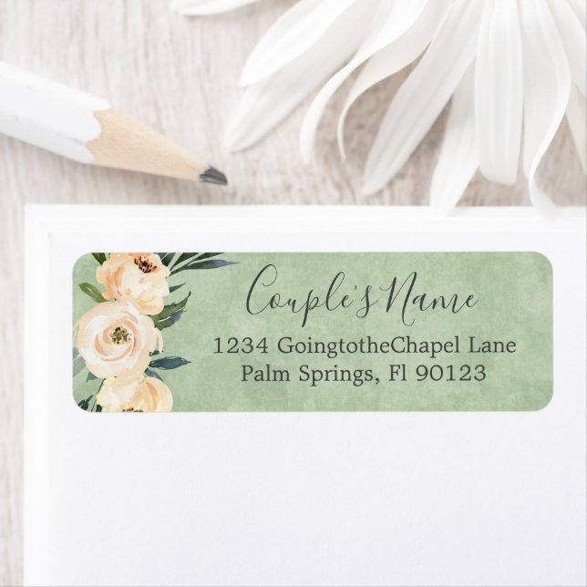 Étiquette Floral Beige Vert Mariage Adresse de retour (En situation)