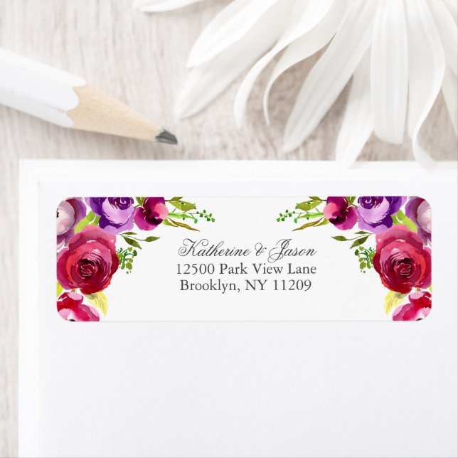 Étiquette Fuchsia Pink Floral Garden Wedding Adresse de reto (En situation)