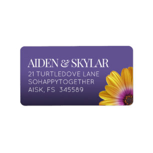 Étiquette Golden African Daisy on Purple Arrière - plan Mari