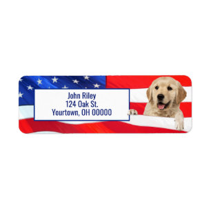 Étiquette Golden Retriever sur le drapeau américain