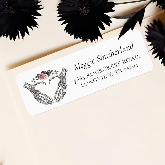 Étiquette Gothique Halloween Squelette Mains Baby shower coe (Gothic Halloween Skeleton Hands Heart Baby Shower Label)
