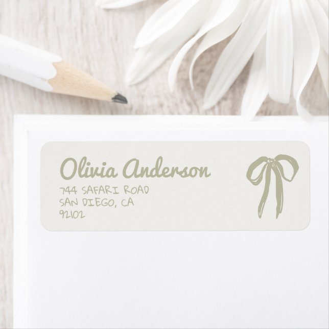 Étiquette Hand Drawn Green Gingham Bow Baby Shower (En situation)