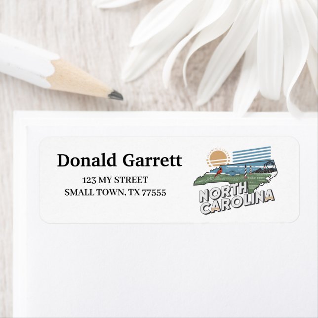 Étiquette Home State North Carolina Retro Adresse couleur (En situation)