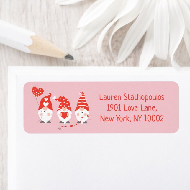 Étiquette Joyeux Valentin Gnomes Rouge Rose (En situation)