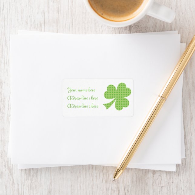 Étiquette La Saint-Patrick shamrock Pois en blanc (En situation)