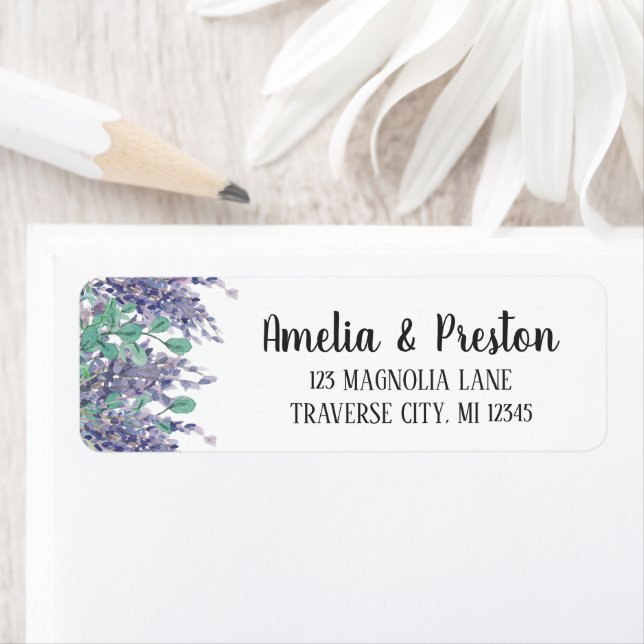 Étiquette Lavender Love Purple Floral Eucalyptus Address (En situation)