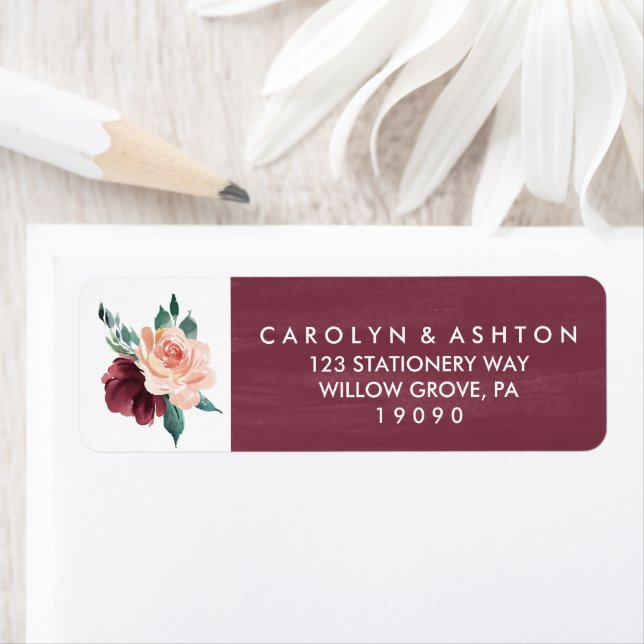 Étiquette Lettres de fleurs | Mariage d'aquarelle Maroon (En situation)