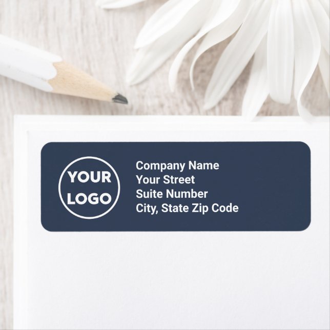 Étiquette Logo de l'entreprise sur Navy Blue Adresse de reto (En situation)