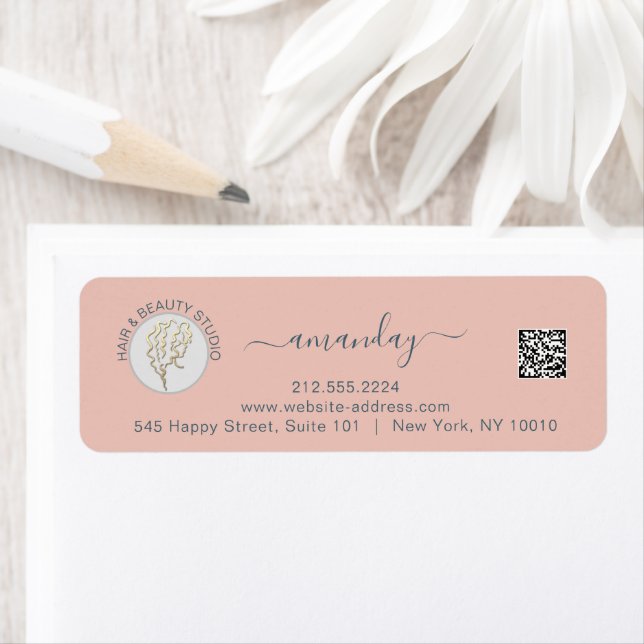 Étiquette Maquillage de cheveux Beauty Studio Rose Gold Logo (En situation)