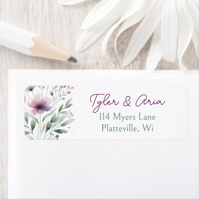 Étiquette Mariage botanique Sage Green et Plum Purple (En situation)