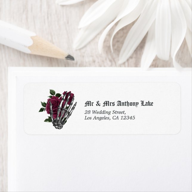 Étiquette Mariage gothique du squelette floral de Bourgogne (En situation)