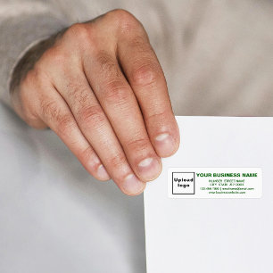 Étiquette Marque commerciale en texte vert sur l'adresse de