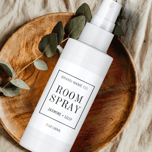 Étiquette Moderne Simple Black White Room Spray Bottle (Simple black and white spray bottle wrap around label with fully editable text, colors and layout)