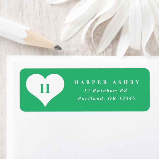 Étiquette Monogramme Heart Green Adresse de retour (En situation)