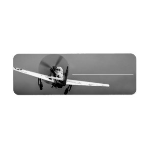 Étiquette P-51 Décollage de Mustang en pleine tempête
