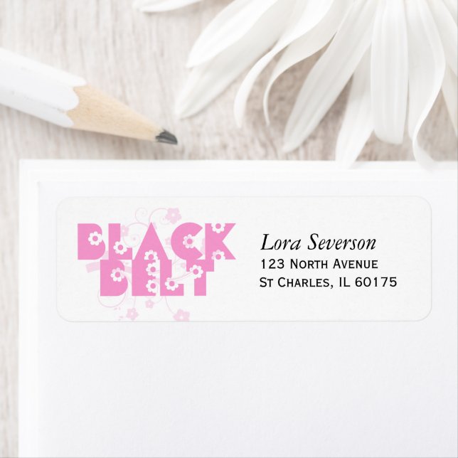 Étiquette Pink Flower Martial Arts Black Belt Adresse de ret (En situation)