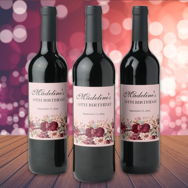 Étiquette Pour Bouteilles De Vin Bourgogne rose Florale femme 50e anniversaire (Pink and burgundy floral custom wine bottle labels.)