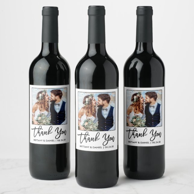 Étiquette Pour Bouteilles De Vin Brosse moderne Script Mariage Merci Couple Photo (Bouteilles)