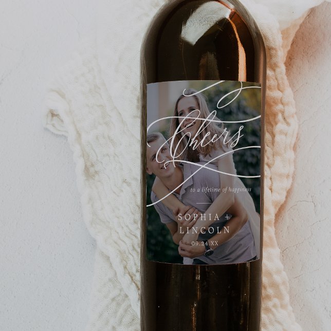 Étiquette Pour Bouteilles De Vin Calligraphie romantique Dark Photo Overlay Mariage (Créateur téléchargé)