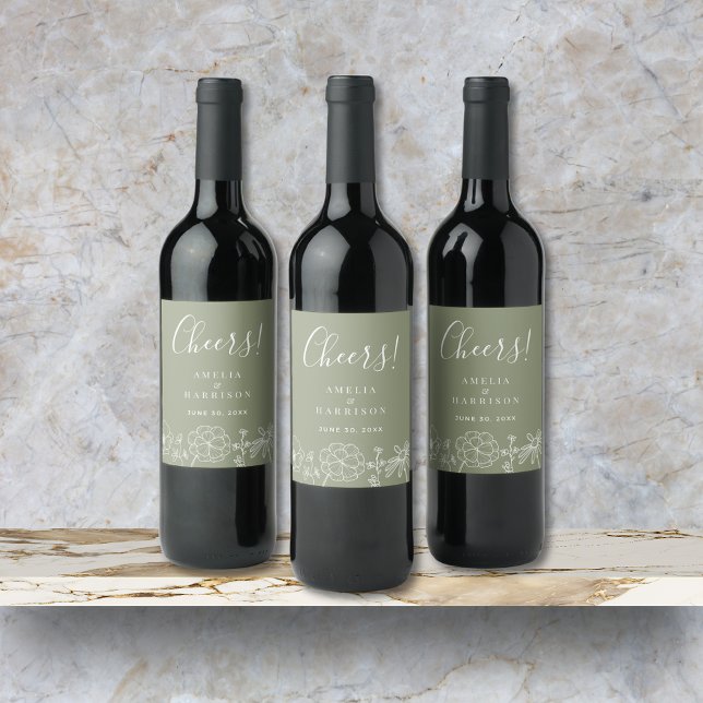 Étiquette Pour Bouteilles De Vin Cheers Sage Green Élégant Mariage Floral (Cheers Sage Green Elegant Wedding Wine Bottle Label with Line Art Flowers, Couple Names, Date.)
