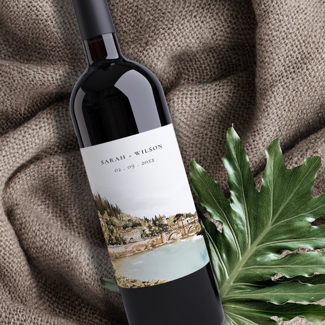 Étiquette Pour Bouteilles De Vin Chic Vérone Adige River Italie Mariage d'aquarelle (Créateur téléchargé)