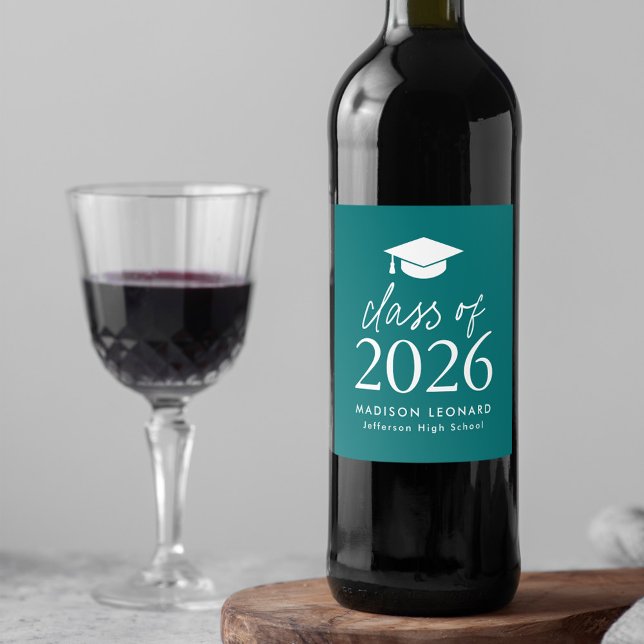 Étiquette Pour Bouteilles De Vin Classe moderne de 2025 Script Graduation Turquoise (Créateur téléchargé)
