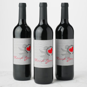 Étiquette Pour Bouteilles De Vin forme cupide rayée et coeur rouge, silhouette cupi