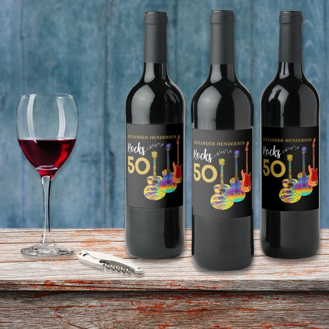 Étiquette Pour Bouteilles De Vin Guitare 50e fête d'anniversaire personnalisée (Rock and roll funky guitars black and gold custom 50th birthday party wine labels)