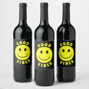 Étiquette Pour Bouteilles De Vin Joyeux Good Vibes à visage jaune