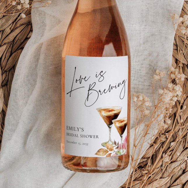 Étiquette Pour Bouteilles De Vin L'amour brasse une Fête des mariées élégante (Créateur téléchargé)