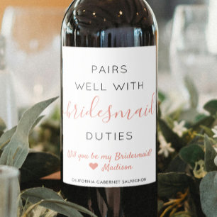 Étiquette Pour Bouteilles De Vin Pairs Well Bridesmaid Proposition Modern Pink Scri