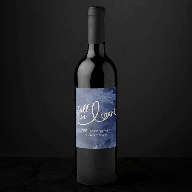 Étiquette Pour Bouteilles De Vin Tomber amoureux de l'automne | Mariage bleu marine (Créateur téléchargé)