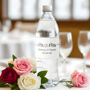 Étiquette Pour Bouteilles D'eau Coeur de calligraphie moderne M. et Mme Mariage